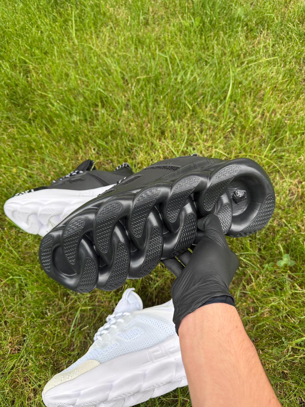 CHAIN REACTION Black