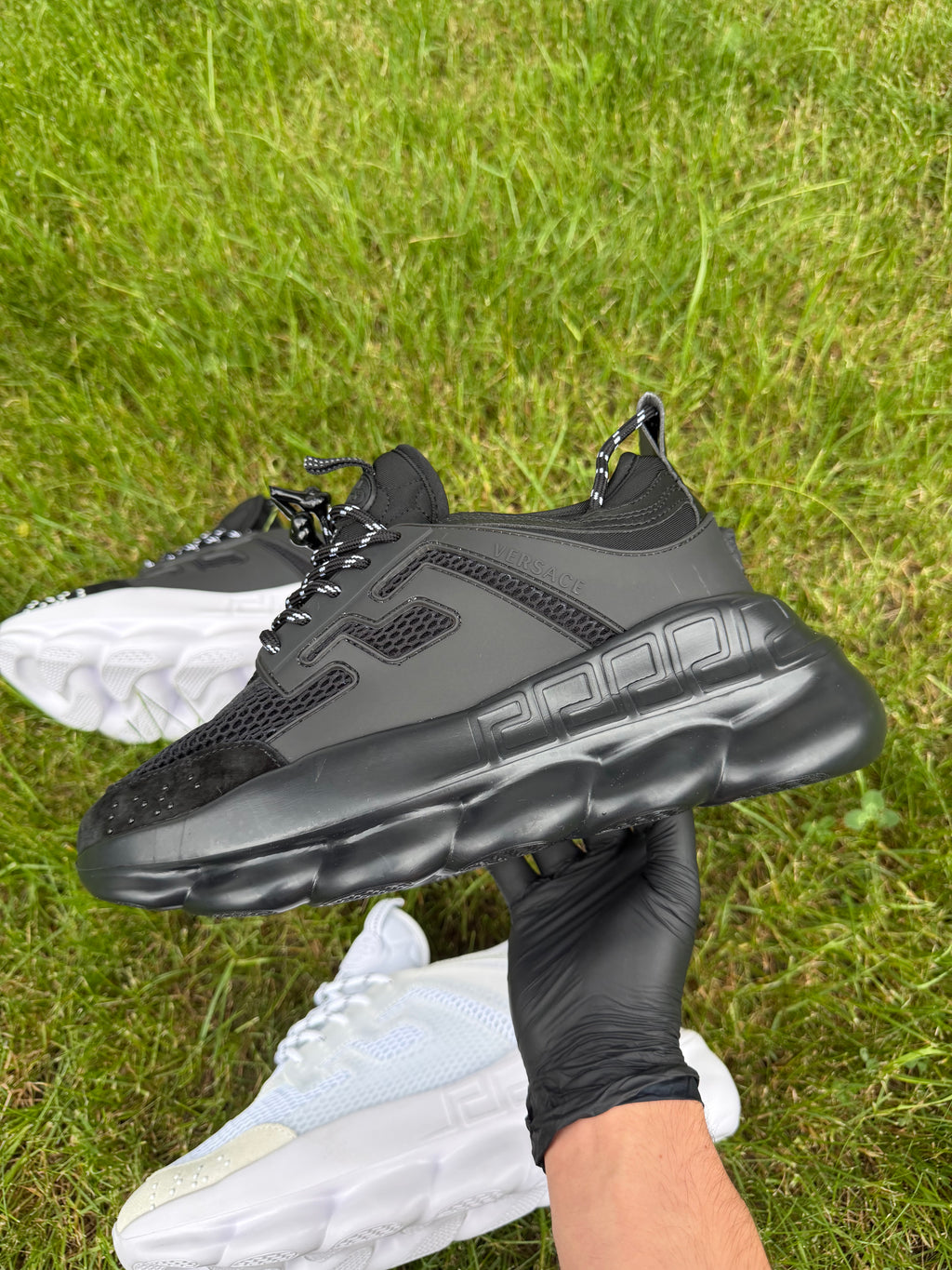 CHAIN REACTION Black