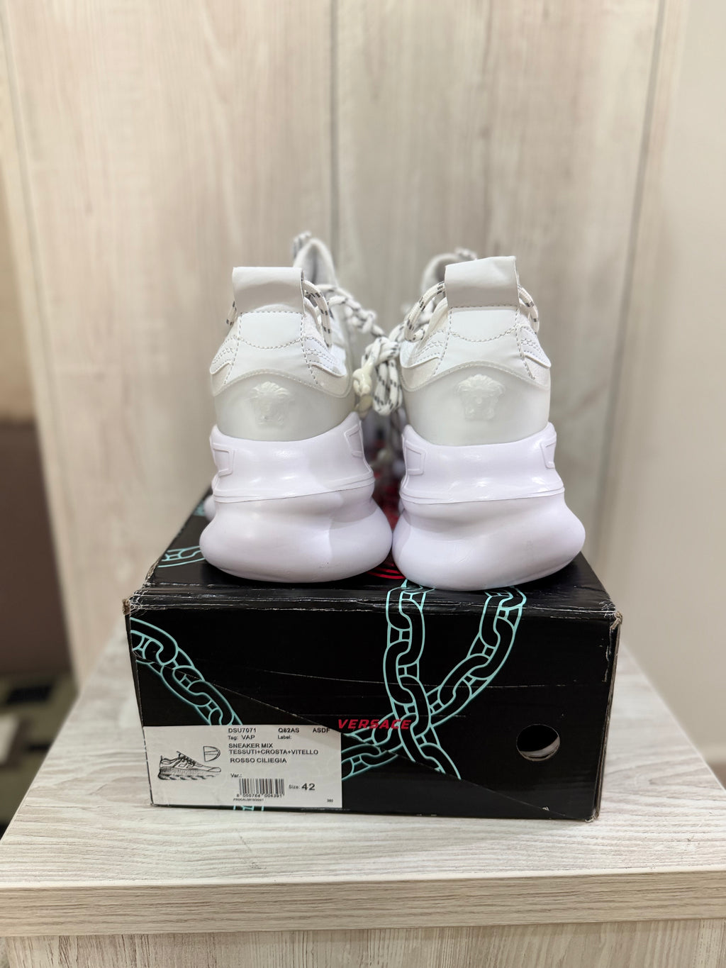 CHAIN REACTION White
