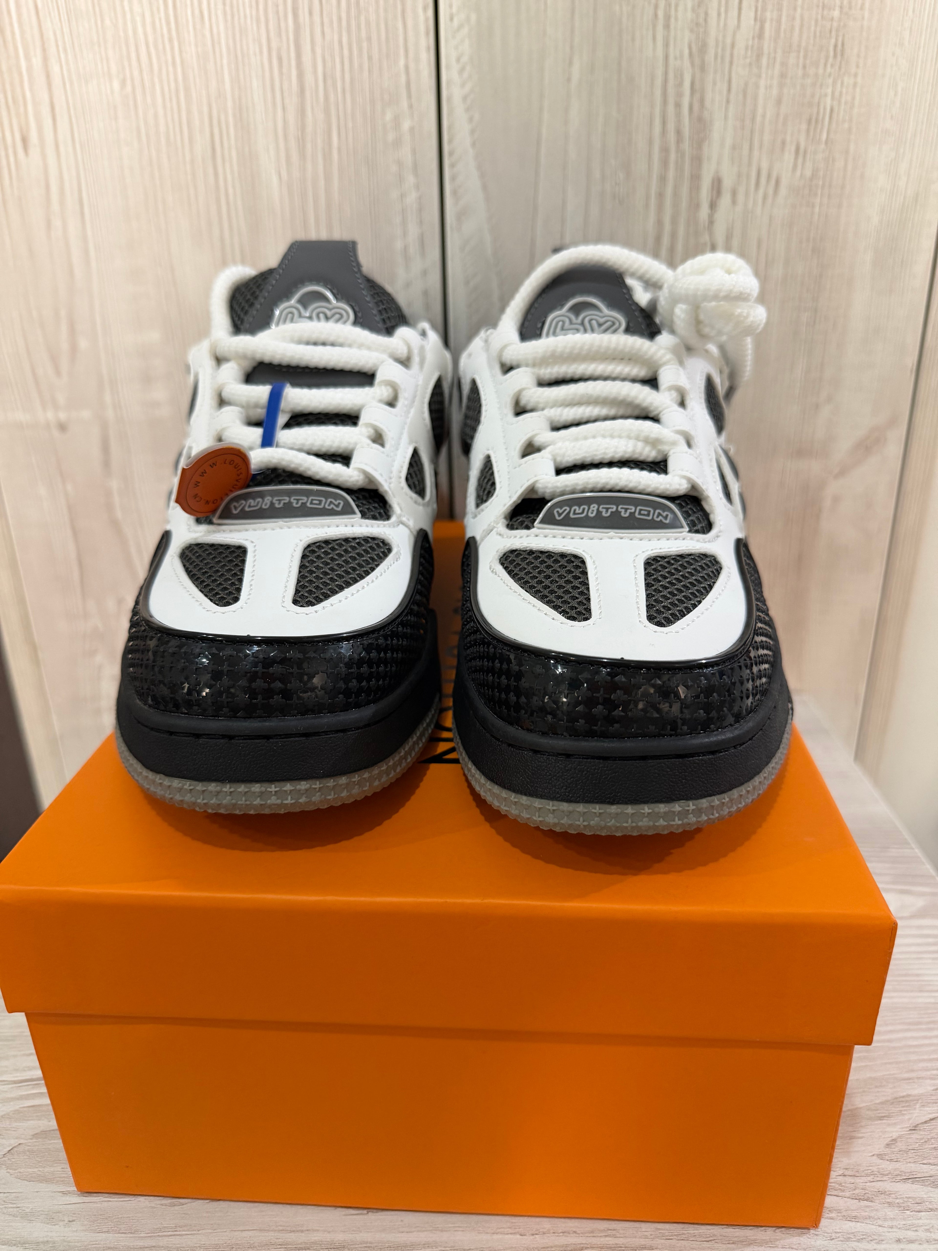Lv Skate Grey//Black